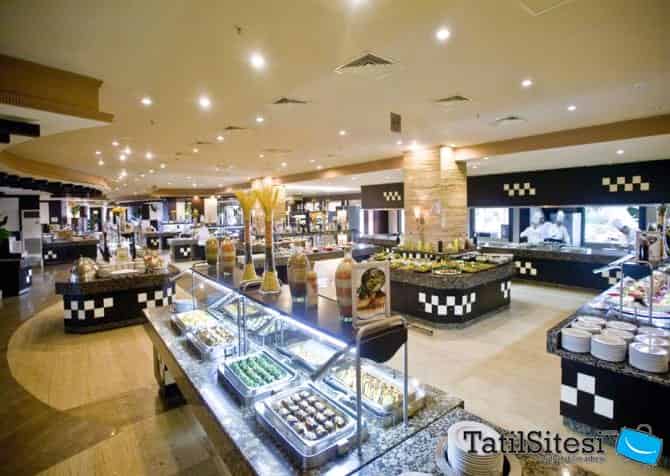 Crystal Admiral Resort Suites Spa 